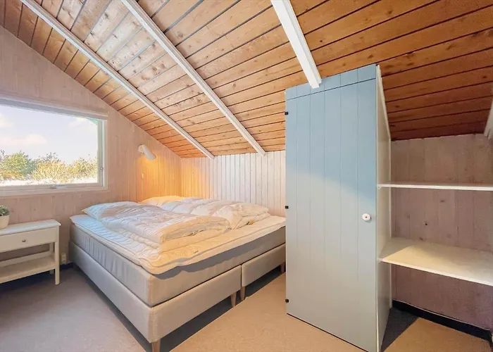 0166-romo-julianehab-3 Kongsmark